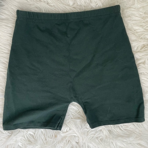 brandy melville griffin shorts - Picture 2 of 2
